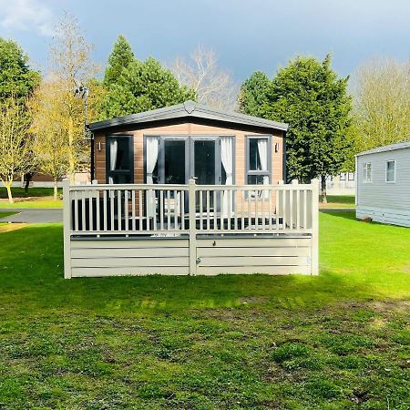 Buttermere Lodge With Hot Tub Barmby on the Moor Zewnętrze zdjęcie