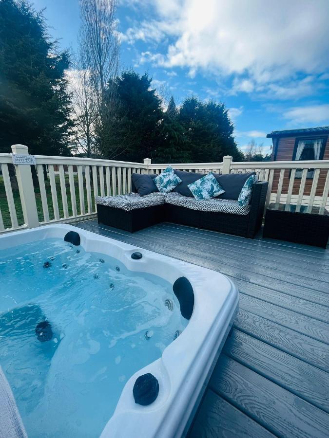 Buttermere Lodge With Hot Tub Barmby on the Moor Zewnętrze zdjęcie